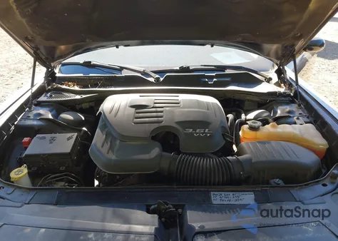 2017 Dodge Challenger Sxt z USA, uszkodzony, nr VIN 2C3CDZAG7HH554956